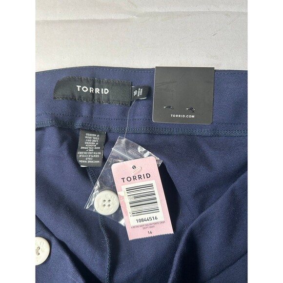 NWT - Torrid Women’s Size 16 Retro Navy Blue Sailor Ponte Crop Pants - Picture 3 of 8